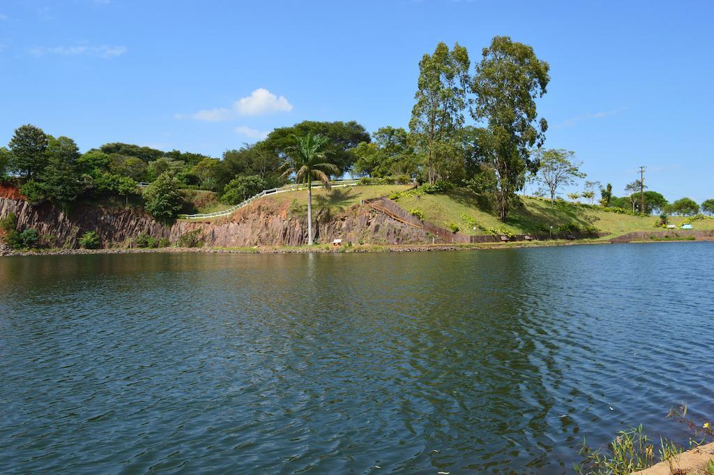 Hotel Lago Das Pedras Apucarana Extérieur photo