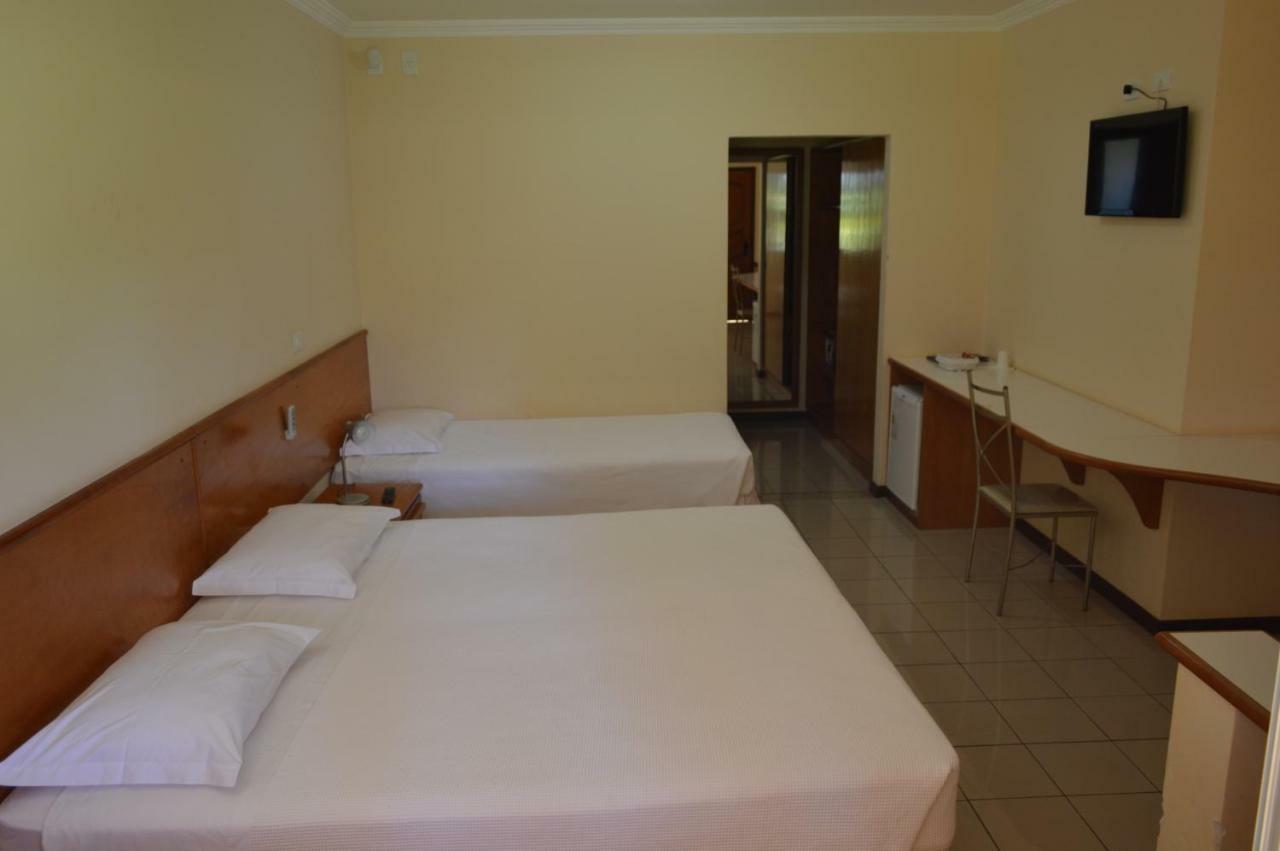 Hotel Lago Das Pedras Apucarana Extérieur photo